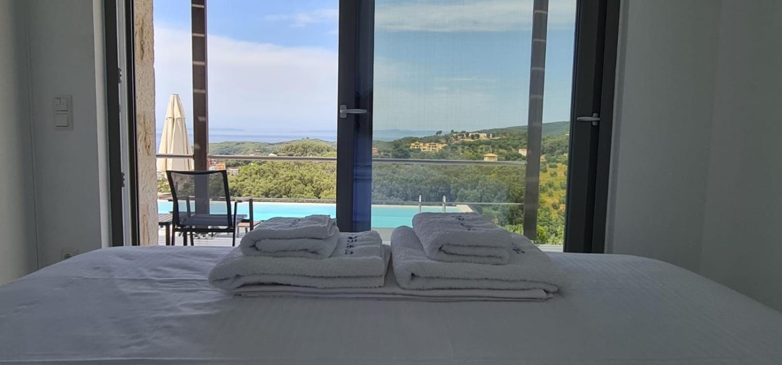 Villa Blue Lilac